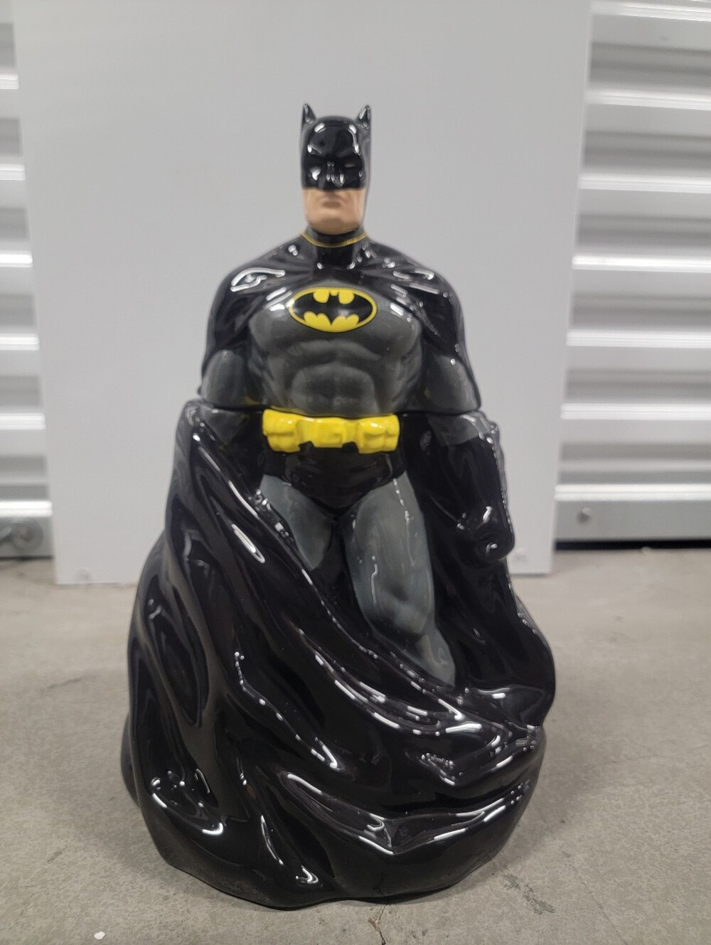 ** COLLECTIBLE ** Batman Ceramic Cookie Jar